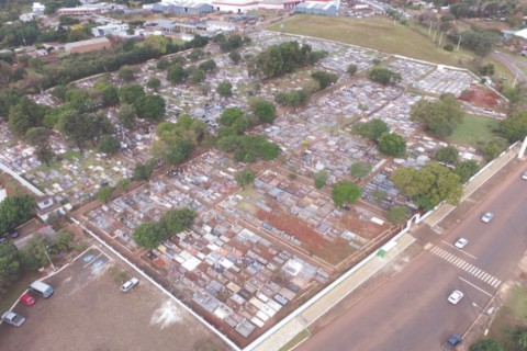 Mutirão traz melhorias para cemitérios de Santa Rosa